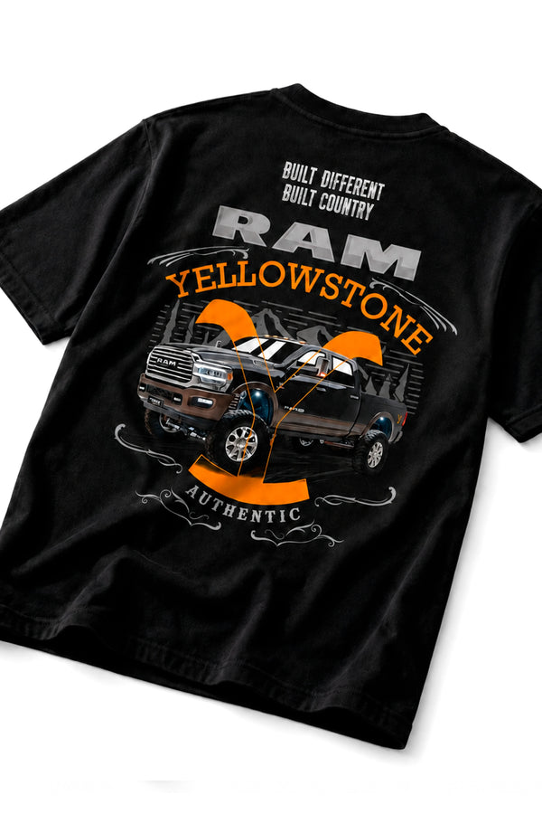 Detalhe em ângulo da estampa traseira da Camiseta T-Rex Lift Ram Yellowstone preta adulto