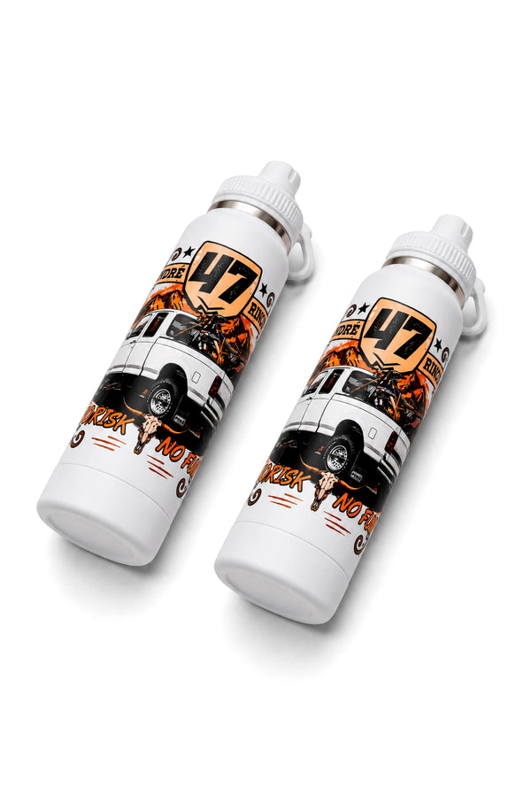 Duas Garrafas Térmicas T-Rex Lift Andre Rincon 47 brancas 800ML posicionadas em ângulo
